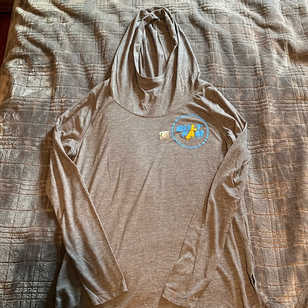 LA Chargers Women’s Lightweight Hoodie New Size Small and Medium